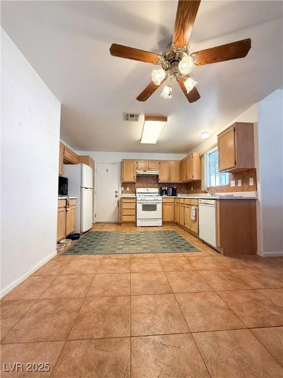425 Nancy Dr, Henderson, NV 89015 - photo 3