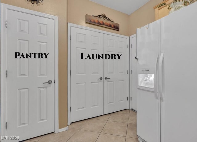 2404 Willow Wren Dr, North Las Vegas, NV 89084 - bathroom featuring tile patterned floors