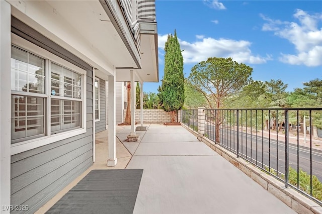 3080 Yankee Clipper Dr, Las Vegas, NV 89117 - view of patio / terrace