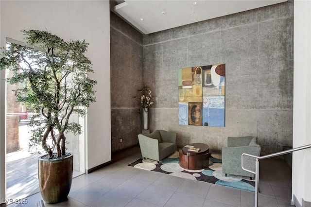 200 Hoover Ave Unit 903, Las Vegas, NV 89101 - lobby with a high ceiling