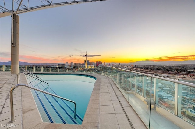 200 Hoover Ave Unit 903, Las Vegas, NV 89101 - view of community pool