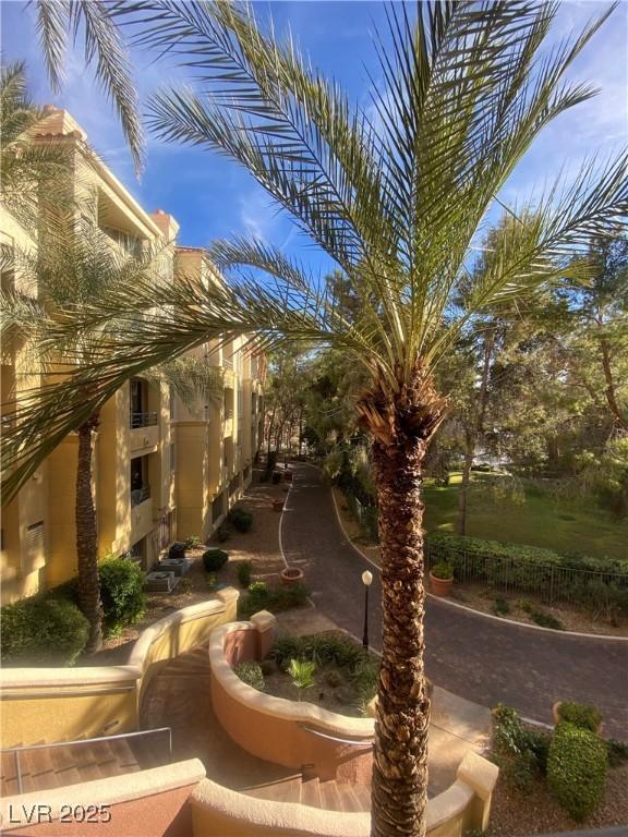 230 E Flamingo Rd Unit 202, Las Vegas, NV 89169 - photo 1