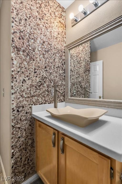 9836 La Vid Ct, Las Vegas, NV 89117 - bathroom with vanity