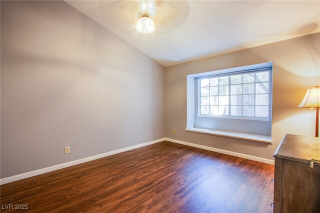 8205 Spanish Peak Ave, Las Vegas, NV 89128 - photo 25