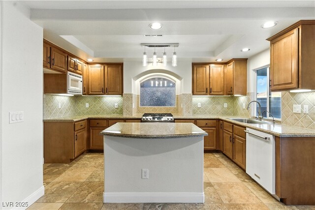 6609 Samba Ave, Las Vegas, NV 89139 - photo 7