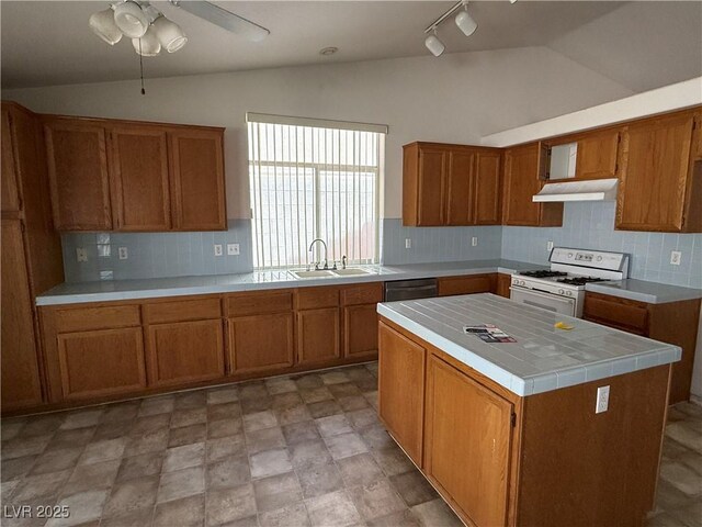 6218 Sapporo Cir, Las Vegas, NV 89110 - photo 8