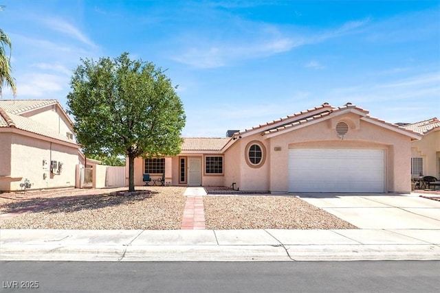 5801 Sunny Orchard Ln, Las Vegas, NV 89110 - photo 2