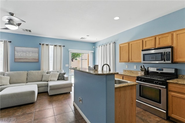 8439 Lucero Ave, Las Vegas, NV 89149 - photo 2