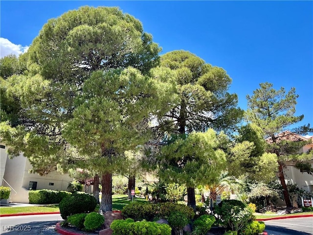 2627 S Durango Dr Unit 202, Las Vegas, NV 89117 - view of home's community