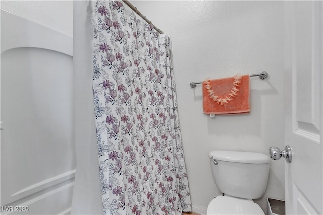 9269 Moonlight Nest Ln, Las Vegas, NV 89178 - full bath featuring toilet and a shower with shower curtain