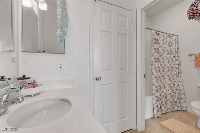 9269 Moonlight Nest Ln, Las Vegas, NV 89178 - full bath featuring tile patterned flooring, vanity, and shower / tub combo with curtain