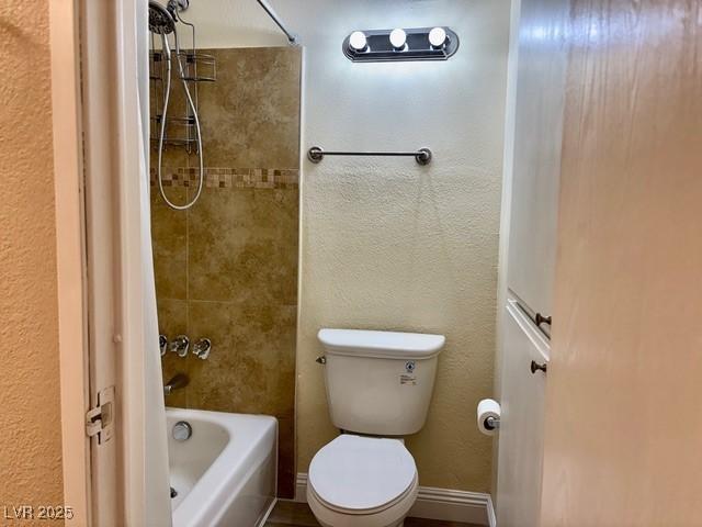 750 S Royal Crest Cir Unit 325, Las Vegas, NV 89169 - full bath featuring toilet and bathing tub / shower combination