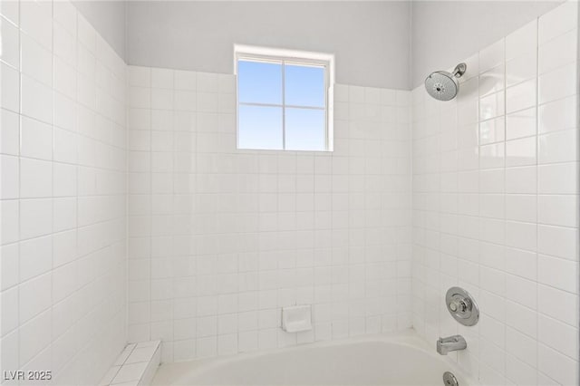 5434 Lost Ln, Las Vegas, NV 89118 - full bathroom with washtub / shower combination