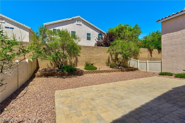 9349 Lakefront Color St, Las Vegas, NV 89178 - fenced backyard featuring a patio