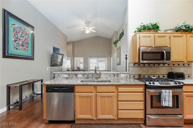 672 Hitchen Post Dr, Henderson, NV 89011 - photo 6
