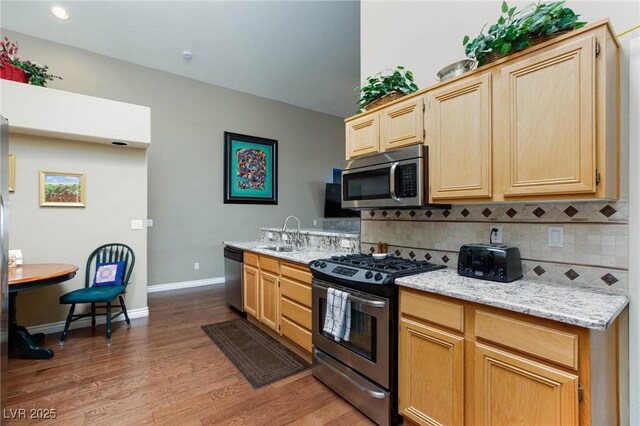 672 Hitchen Post Dr, Henderson, NV 89011 - photo 7
