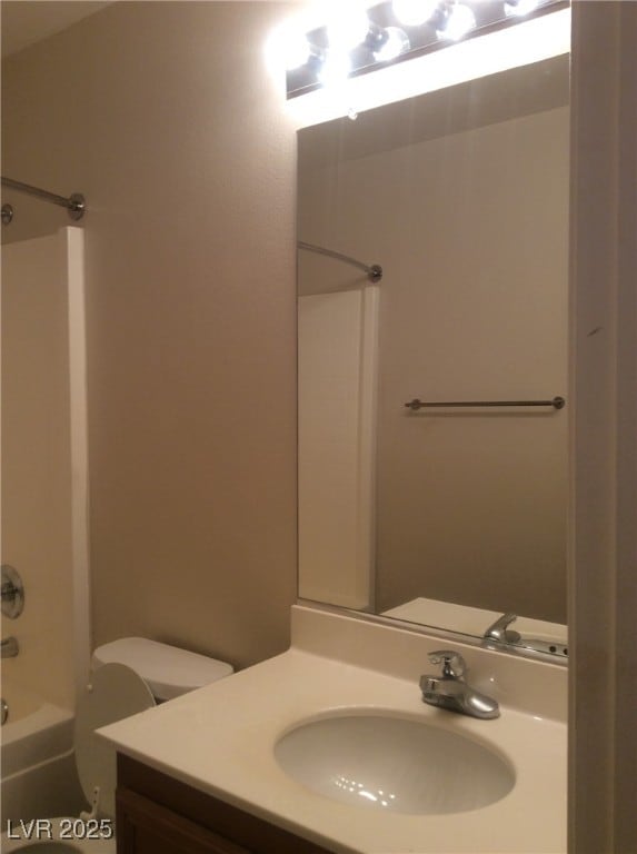 7864 Nesting Pine Pl, Las Vegas, NV 89143 - bathroom with vanity and bathtub / shower combination
