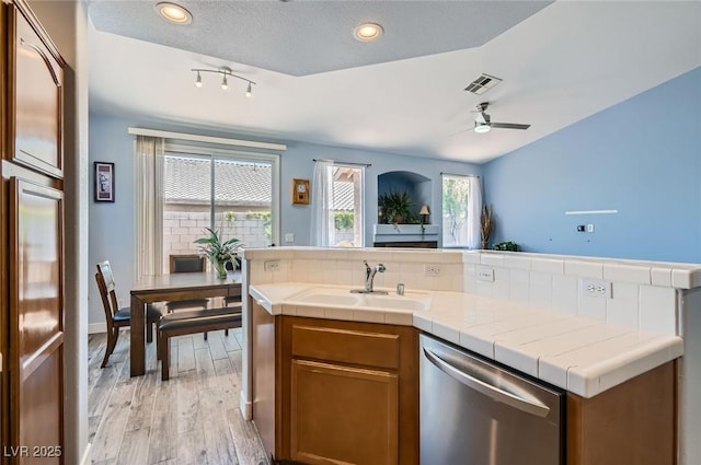 216 Twin Creek St, Henderson, NV 89074 - photo 12