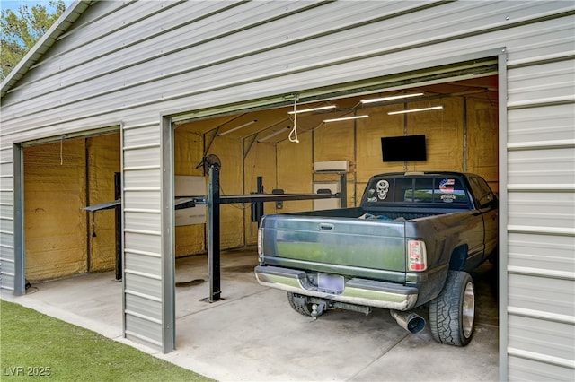 7751 Radcliff St, Las Vegas, NV 89123 - view of garage