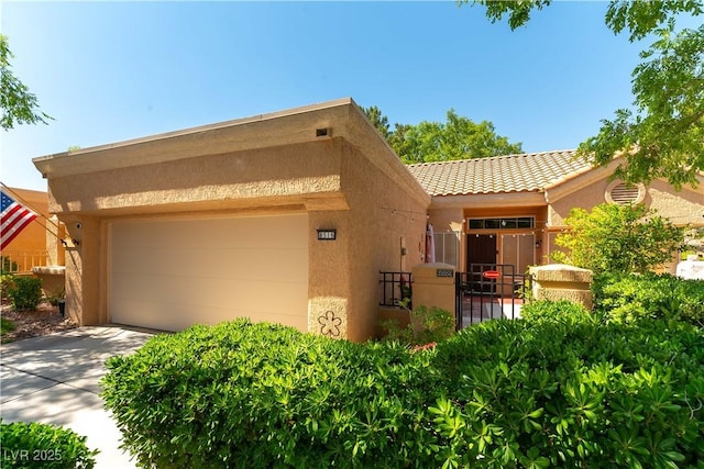 8516 Millsboro Dr, Las Vegas, NV 89134 - photo 2