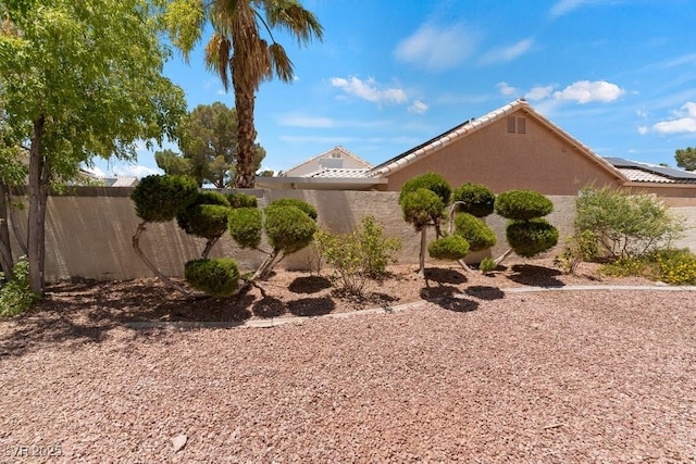 5621 Desert Creek Way, Las Vegas, NV 89149 - view of yard