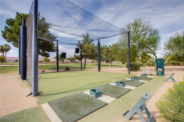 5021 Cliffrose Dr, Las Vegas, NV 89130 - view of property's community featuring a putting area