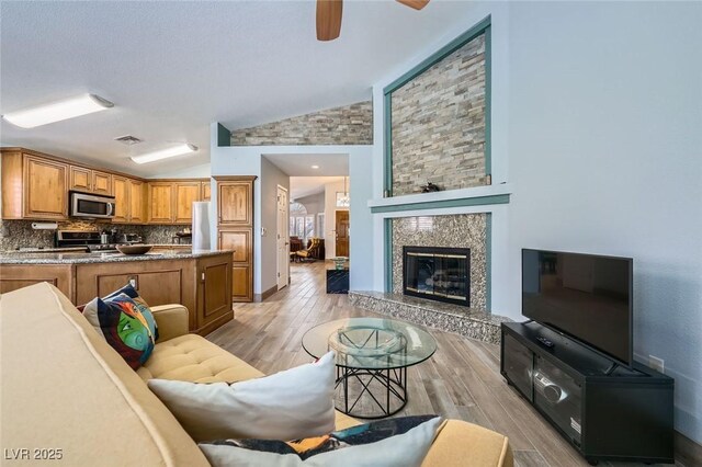 8404 Dry Cliff Cir, Las Vegas, NV 89128 - photo 14