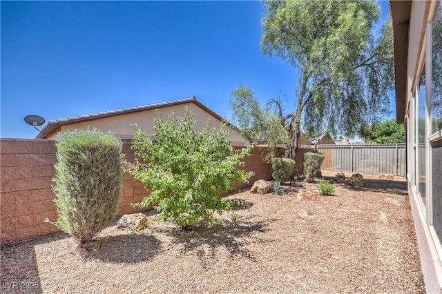 3813 Jasmine Heights Ave, North Las Vegas, NV 89081 - view of fenced backyard