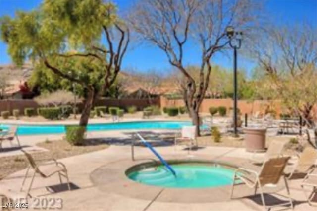 10373 Hawk Ravine St, Las Vegas, NV 89178 - photo 32