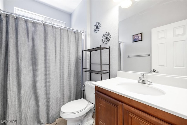 1141 Brent Park Ct, Henderson, NV 89002 - full bathroom featuring vanity and a shower with curtain