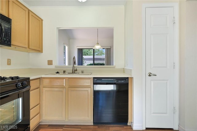 8560 Desert Holly Dr, Las Vegas, NV 89134 - photo 24