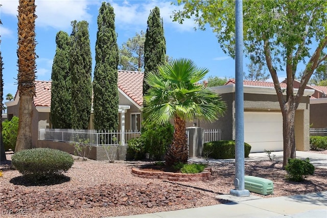 8560 Desert Holly Dr, Las Vegas, NV 89134 - photo 3