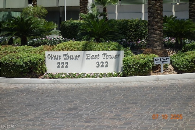 222 Karen Ave Unit 502, Las Vegas, NV 89109 - photo 5