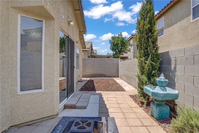 9420 Plover Falls Ave, Las Vegas, NV 89149 - view of patio / terrace