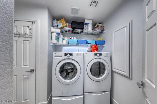 895 Beartooth Falls Ct, Henderson, NV 89052 - laundry room featuring washer and clothes dryer