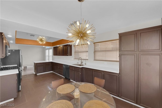 6122 Theatrical Rd, North Las Vegas, NV 89031