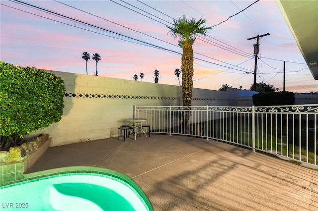 1009 Ironwood Dr, Las Vegas, NV 89108 - view of pool at dusk