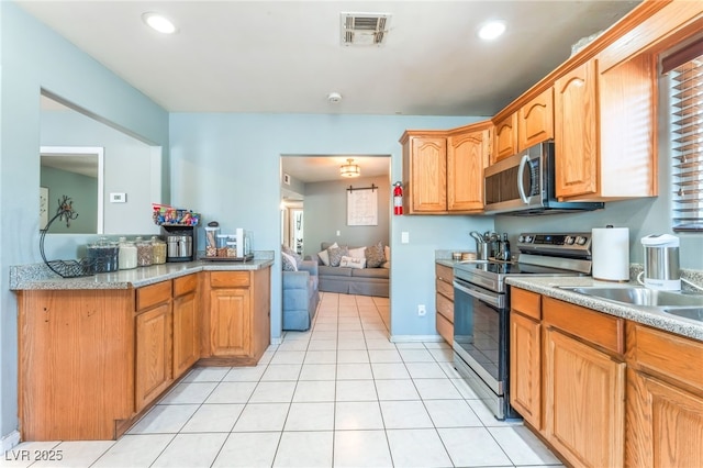 3704 Cypress Ave, North Las Vegas, NV 89030 - photo 5