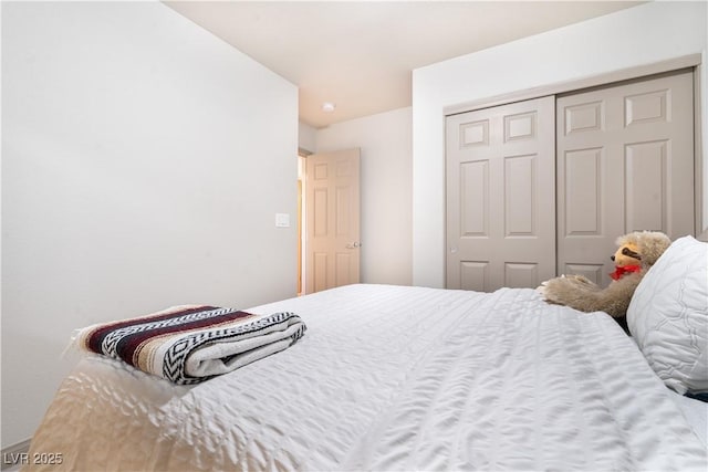 10183 Cascadia Creek St, Las Vegas, NV 89141 - bedroom featuring a closet