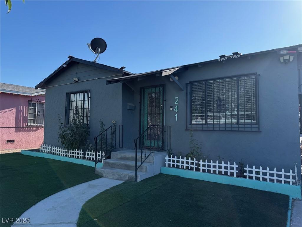 241 N 19th St, Las Vegas, NV 89101 - photo 1
