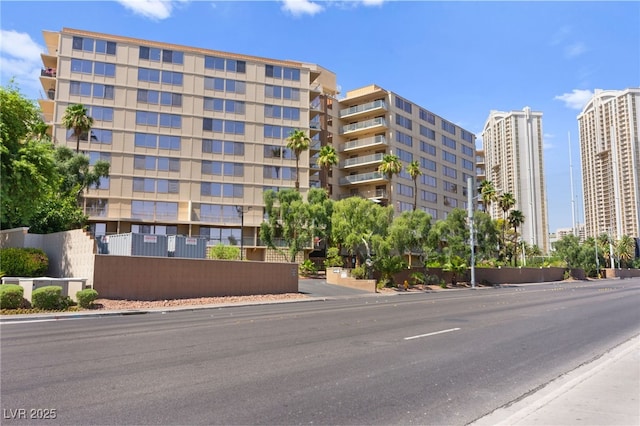 205 E Harmon Ave Unit 1012, Las Vegas, NV 89169 - photo 8
