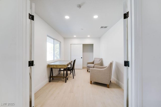 714 Lacy Ln, Las Vegas, NV 89107 - living area featuring light wood-style flooring and recessed lighting