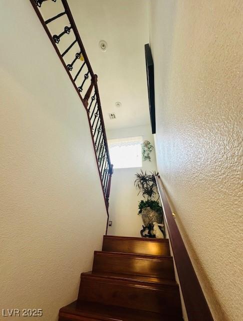 8156 Blue Hope Diamond Ln, Las Vegas, NV 89139 - photo 32