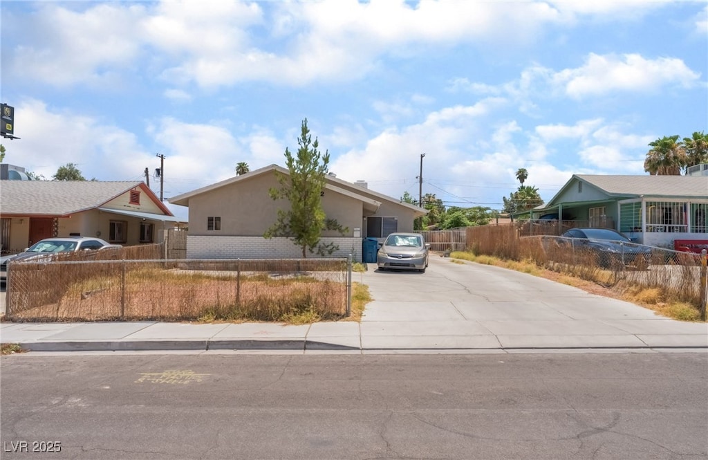 2002 Marlin Ave, Las Vegas, NV 89101 - photo 1