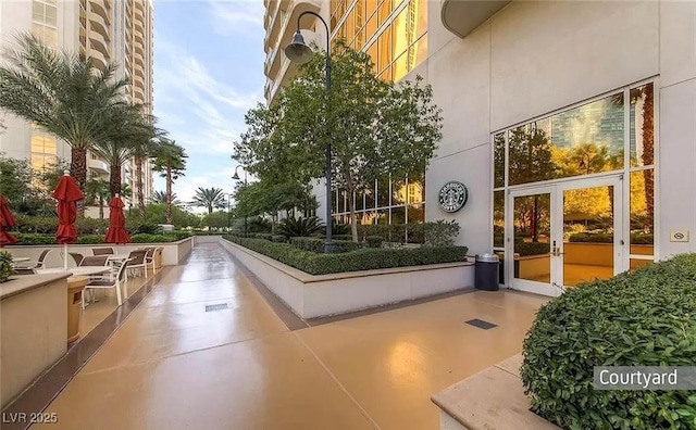 125 E Harmon Ave Unit 220, Las Vegas, NV 89109 - surrounding community