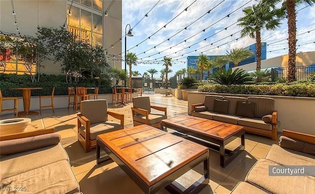 125 E Harmon Ave Unit 220, Las Vegas, NV 89109 - community lobby with a towering ceiling