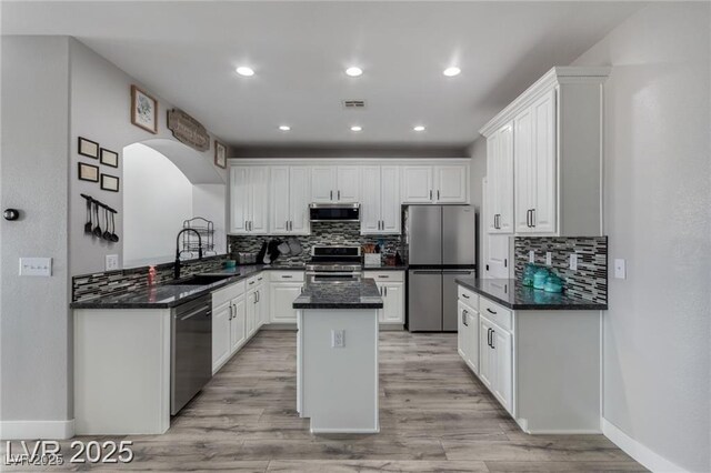 140 Rolling Cove Ave, Henderson, NV 89011 - photo 14