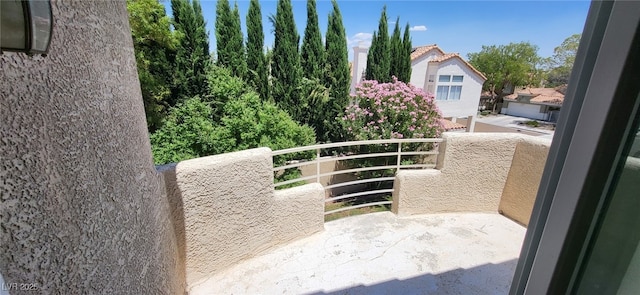 9204 Vosburgh Dr, Las Vegas, NV 89117 - view of balcony
