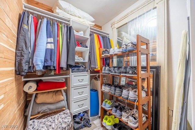 7824 Indian Cloud Ave, Las Vegas, NV 89129 - view of spacious closet