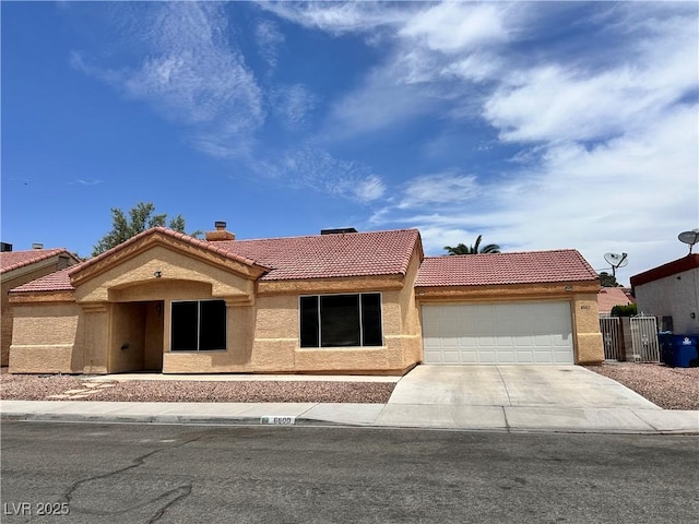 6600 Silver Penny Ave, Las Vegas, NV 89108 - photo 2